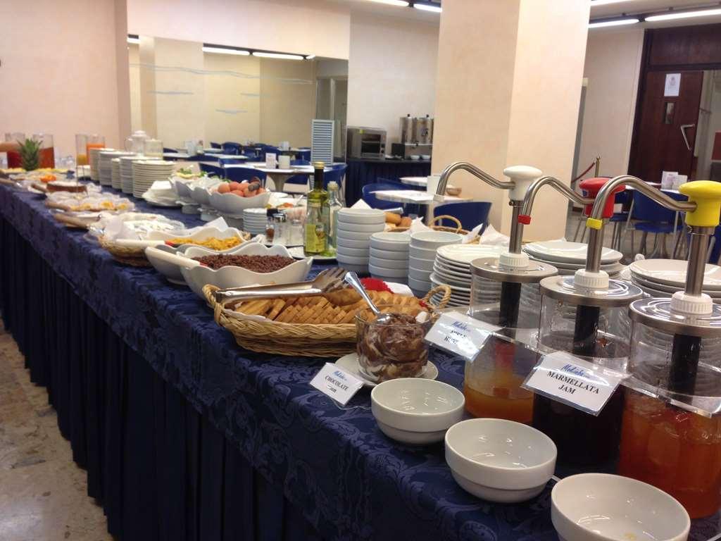 Mokinba Hotels Cristallo Milan Restoran gambar