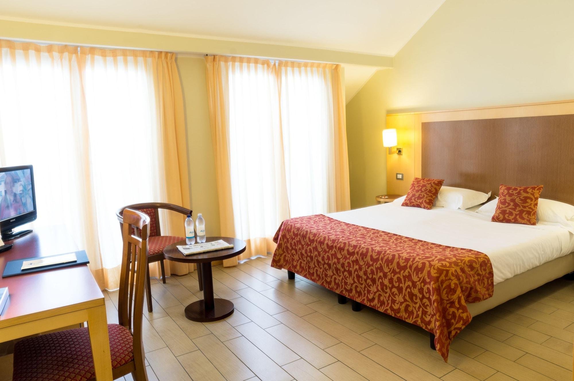 Mokinba Hotels Cristallo Milan Luaran gambar