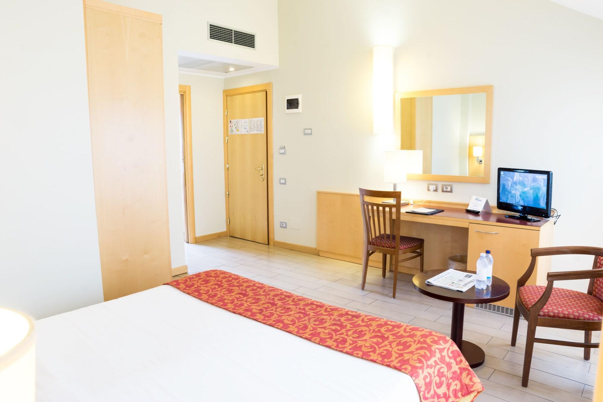 Mokinba Hotels Cristallo Milan Luaran gambar