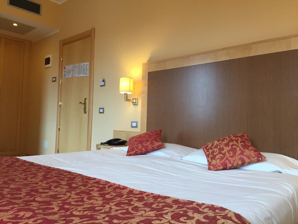 Mokinba Hotels Cristallo Milan Luaran gambar