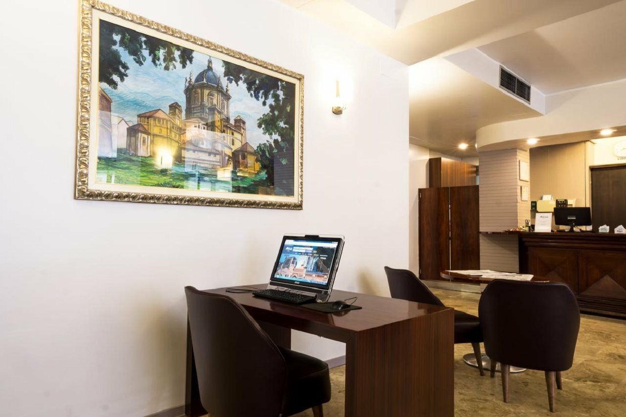 Mokinba Hotels Cristallo Milan Luaran gambar